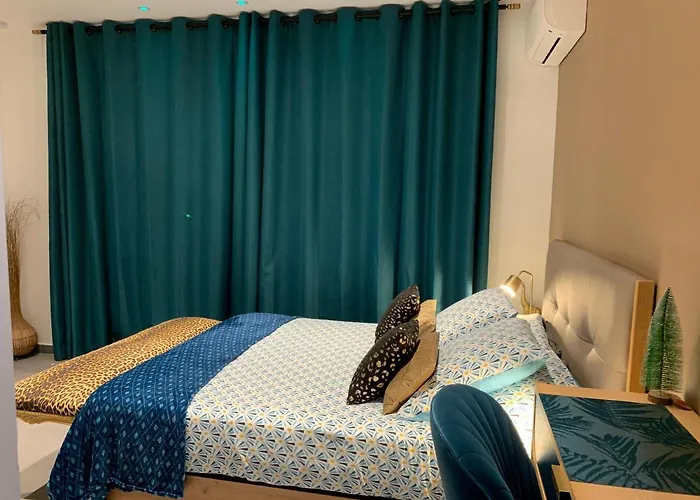 La Corsa Familiale Deluxe 3* Narbonne