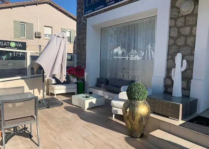 La Corsa Familiale Deluxe Panzió 3*